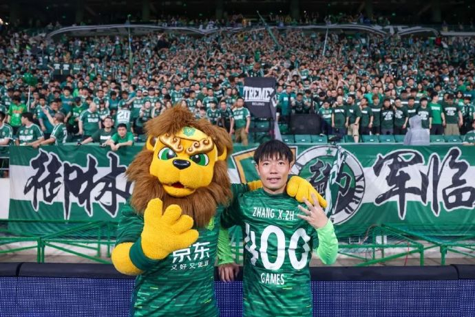 国安补赛赢球可登顶 张稀哲400场破门