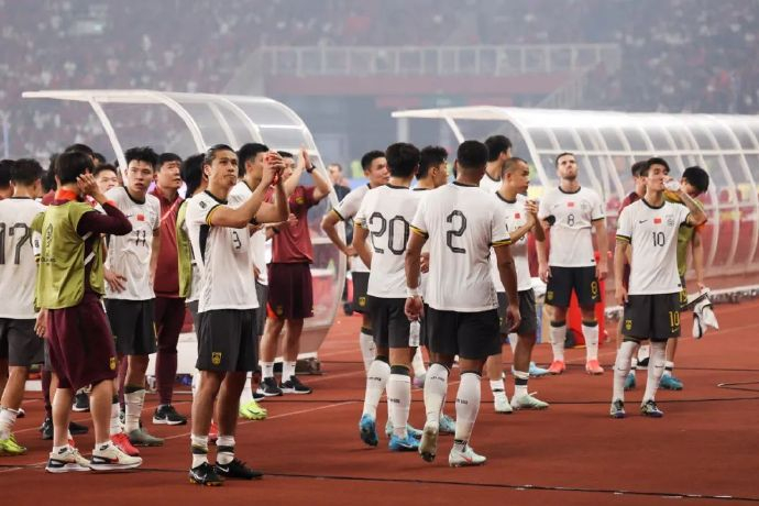 六届无缘世界杯:国足实力仍未触底,“腰无力”或再困两届