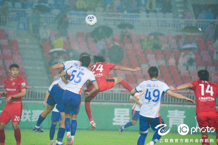 张俊杰世界波制胜 海港富盛经开客场1-0力克泰山B队 张俊杰世界波制胜 海港富盛经开客场1-0力克泰山B队