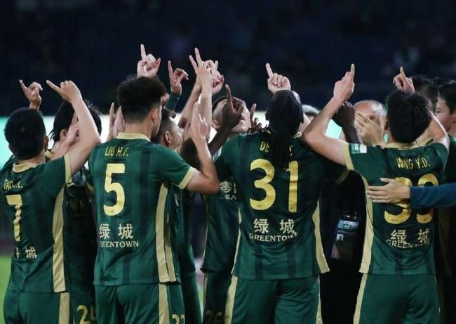 王钰栋世界波悼念布彭扎 浙江2-1西海岸止4轮不胜 王钰栋世界波悼念布彭扎 浙江2-1西海岸止4轮不胜