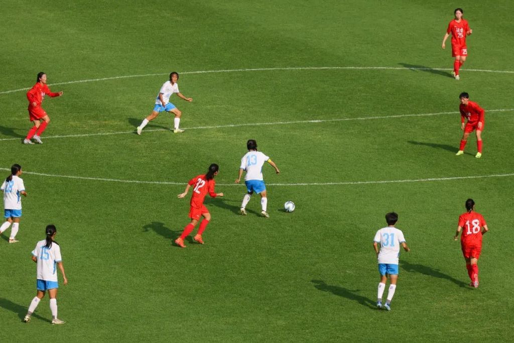 田梦君21分钟戴帽 广东U18女足5-2逆转湖南 会师上海争冠