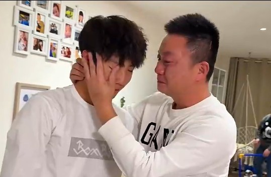14岁李昊炎正式签约巴萨拉玛西亚U15 创中国球员历史