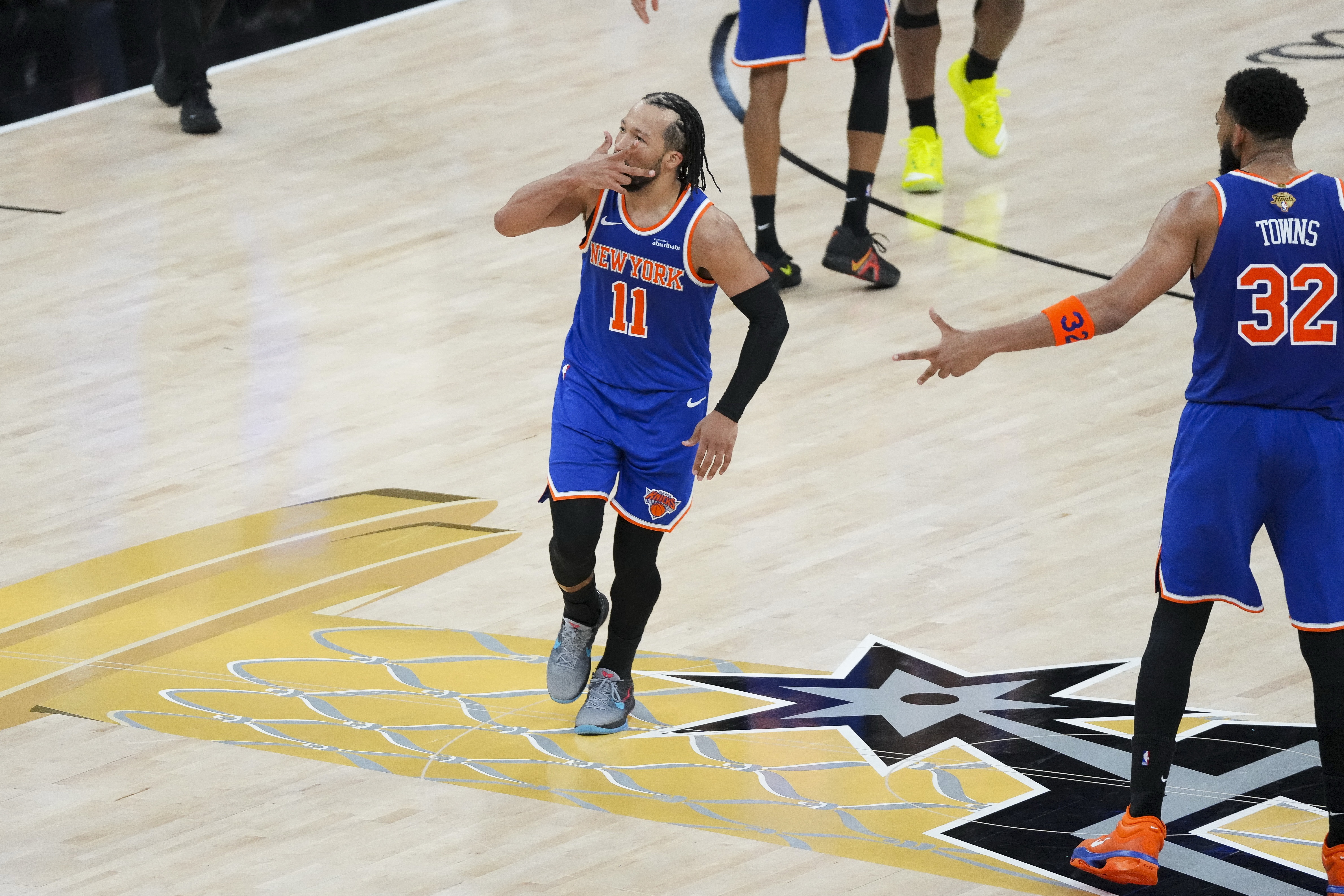 追梦：尼克斯季后赛13连胜非偶然，上次做到是2017勇士