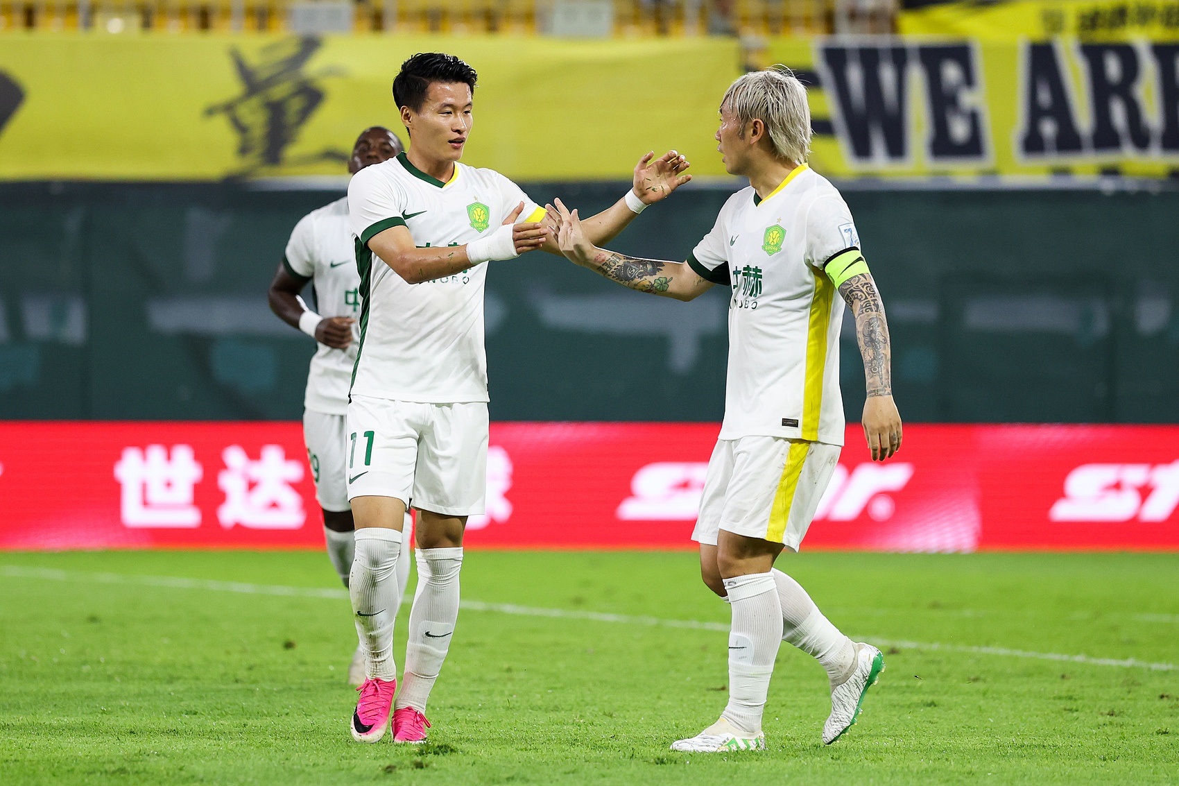林良铭梅开二度+失点,北京国安2-1客胜广州豹晋级 林良铭梅开二度+失点,北京国安2-1客胜广州豹晋级