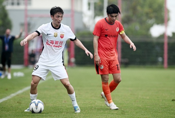 张琳芃头槌刘祝润爆射 海港2-1客胜赛更达