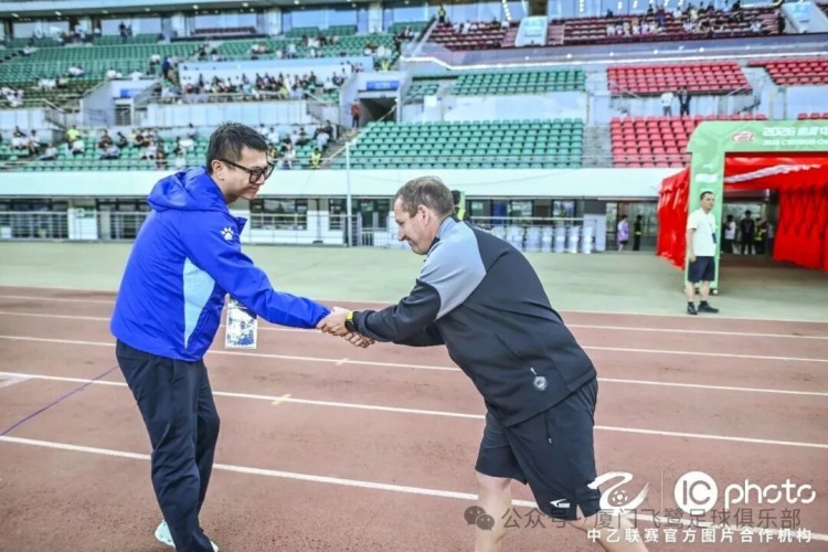 角球闪电战:马冲冲7分钟头槌 贵州贵阳竞技1-0厦门飞鹭 送客队两连败 角球闪电战:马冲冲7分钟头槌 贵州贵阳竞技1-0厦门飞鹭 送客队两连败