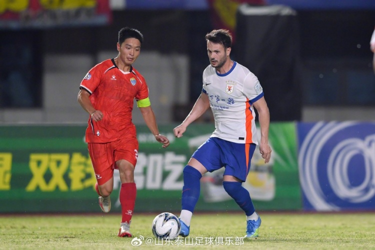 山东泰山5-0横扫广西恒宸 泽卡戴帽陈蒲李小恒破门 山东泰山5-0横扫广西恒宸 泽卡戴帽陈蒲李小恒破门