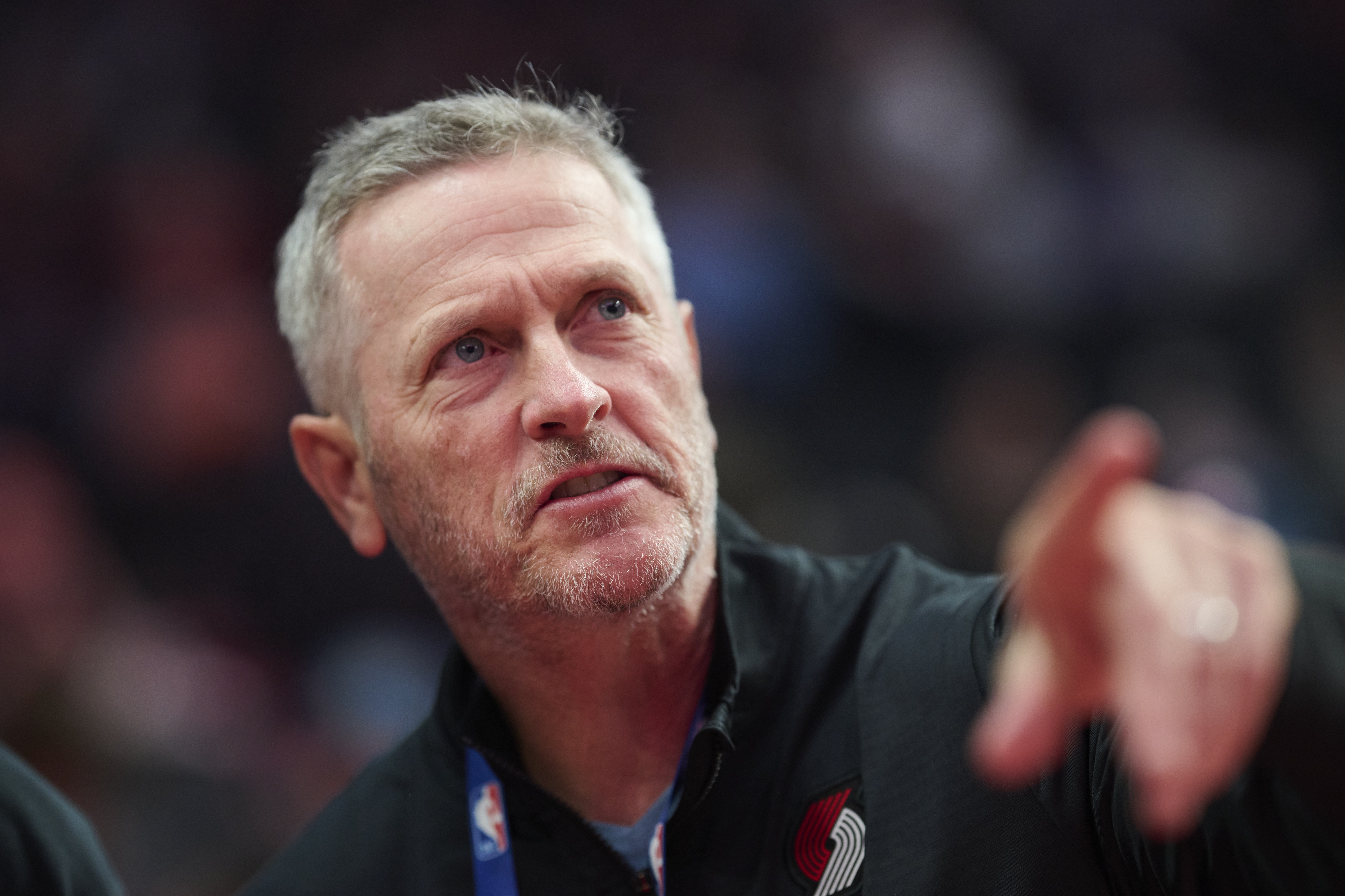 皮尔斯&格林炮轰开拓者：老板省钱至上，夺冠无望
