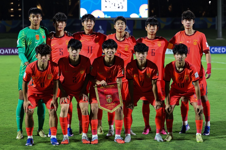 U17国足抵达银川备战青年锦标赛 周雨诺:全力冲击冠军 U17国足抵达银川备战青年锦标赛 周雨诺:全力冲击冠军