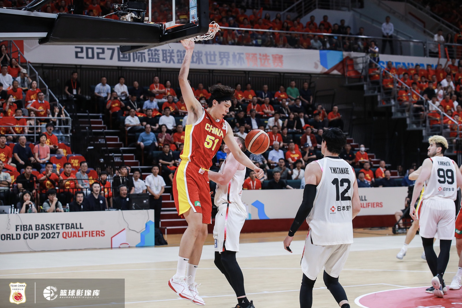 杨瀚森13分钟仅9分 管维佳点出国家队未将其设为进攻发起点 杨瀚森13分钟仅9分 管维佳点出国家队未将其设为进攻发起点