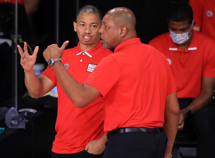 前NBA主帅里弗斯:泰伦·卢和锡伯杜偷学我战术,我也偷别人的 前NBA主帅里弗斯:泰伦·卢和锡伯杜偷学我战术,我也偷别人的