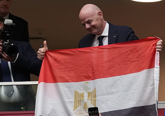 VAR双标成明规则:FIFA保送强队,弱国申诉无门 VAR双标成明规则:FIFA保送强队,弱国申诉无门