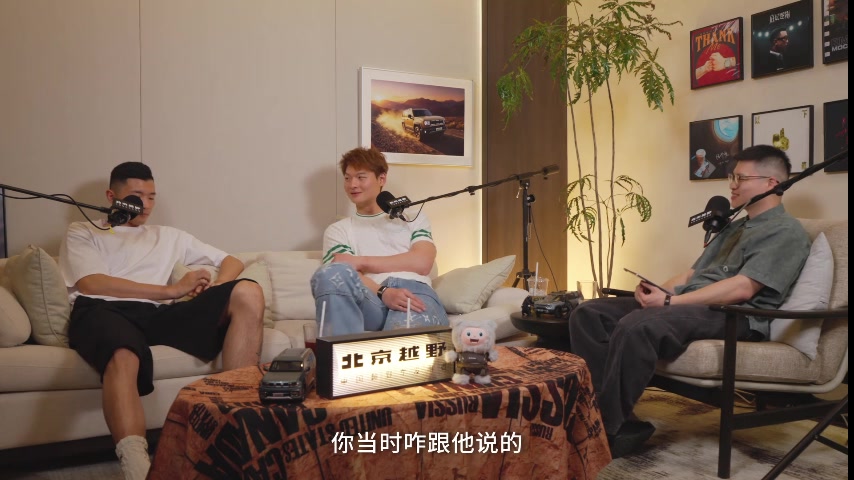 王哲林曝离队内幕:曾邀陈林坚同行被拒,后者称俱乐部不可能放两人 王哲林曝离队内幕:曾邀陈林坚同行被拒,后者称俱乐部不可能放两人