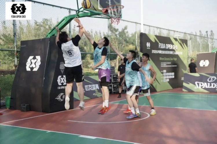 众睿矿山夺FIBA Open 3×3杭锦旗站男子组冠军 草根队青少年组登顶 众睿矿山夺FIBA Open 3×3杭锦旗站男子组冠军 草根队青少年组登顶