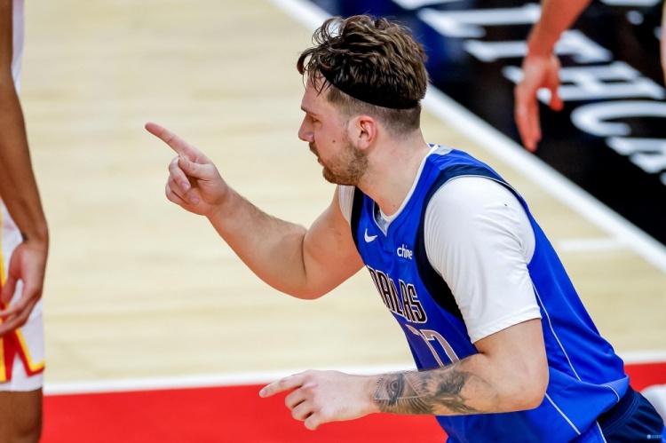 美媒评现役单场表现Top15:东契奇73分居首 阿德巴约评分83.0列第四