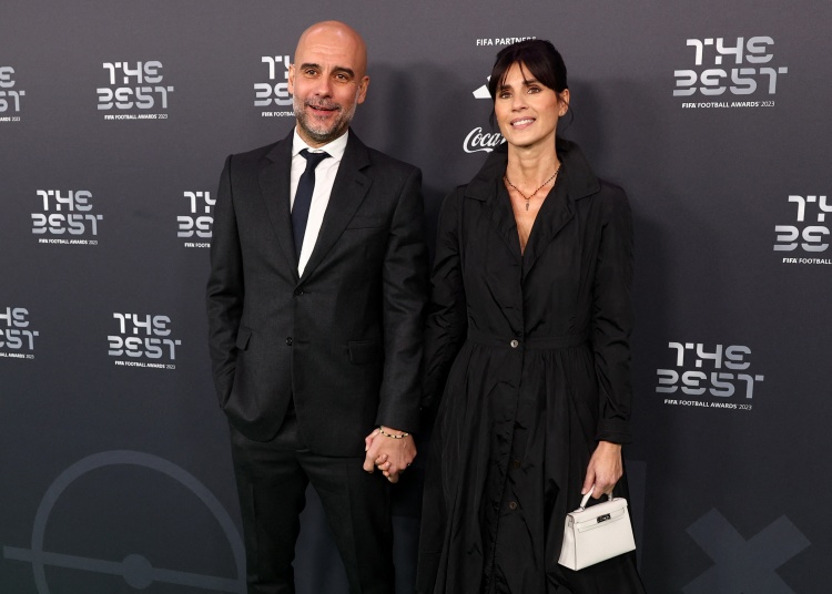 瓜迪奥拉更衣室自曝离婚:我TMD和星球最美女人离了,球员震惊 瓜迪奥拉更衣室自曝离婚:我TMD和星球最美女人离了,球员震惊