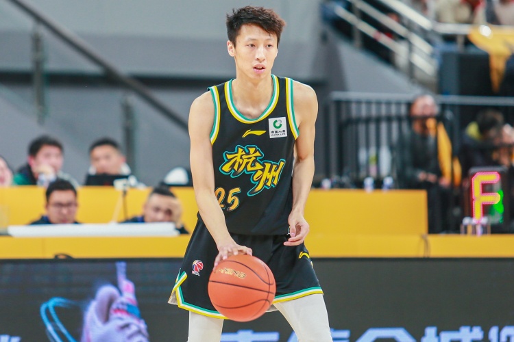 赵岩昊离开广厦 两年C类合同转投宁波 赵岩昊离开广厦 两年C类合同转投宁波