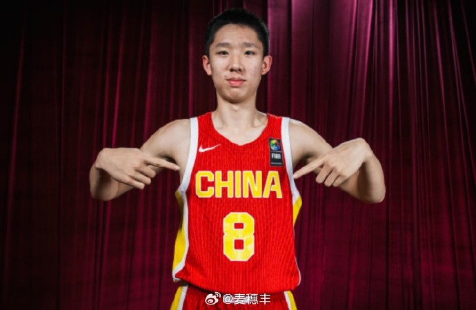 张宇辰半场三分3中2无失误 中国U18男篮59-45菲律宾 张宇辰半场三分3中2无失误 中国U18男篮59-45菲律宾