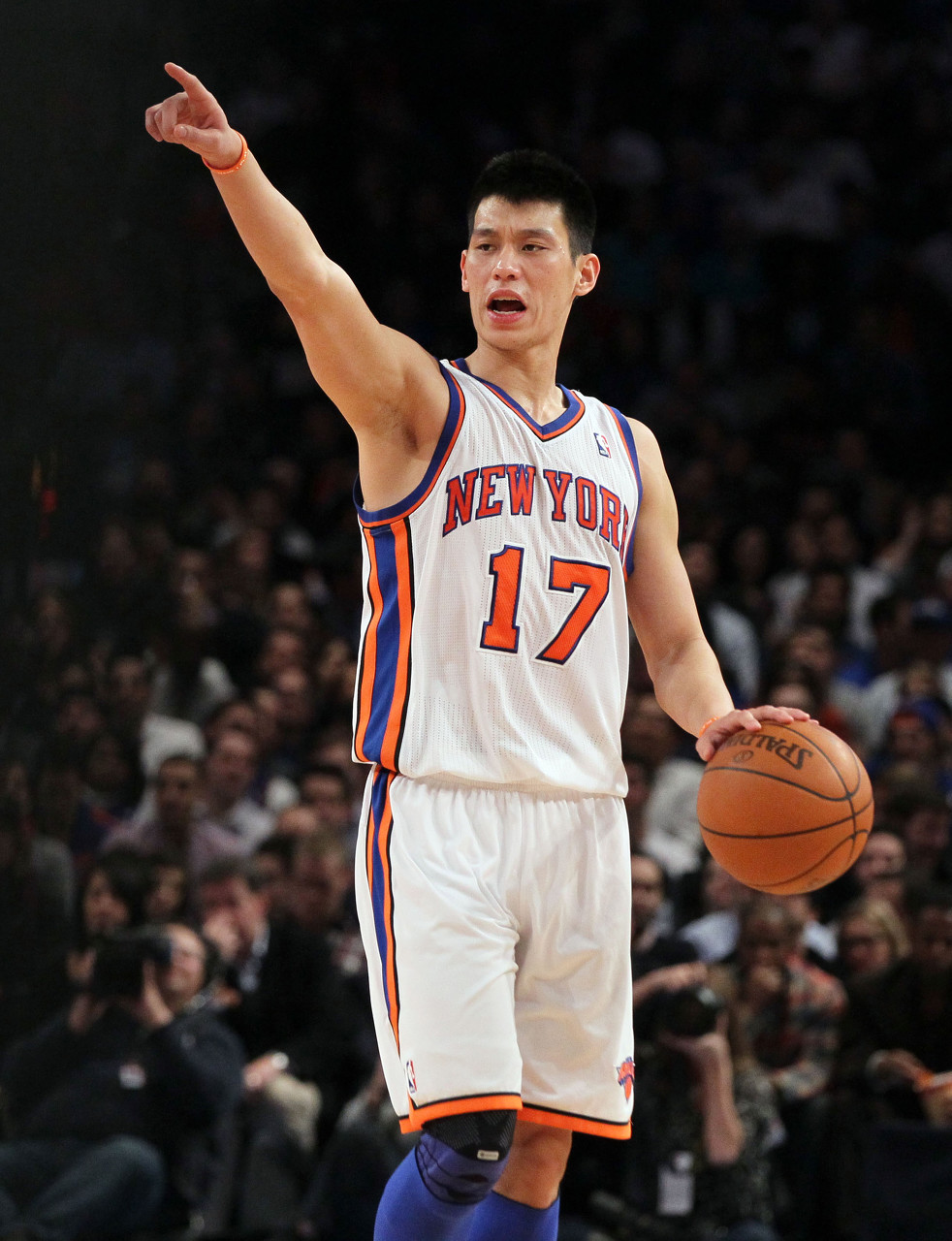 林疯狂后未留尼克斯!林书豪:一切都有安排 我有机会去猛龙夺冠