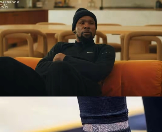 杜兰特谈皮肤龟裂:拍那张照片的人真‘混蛋’ 我一年有350天洗澡 杜兰特谈皮肤龟裂:拍那张照片的人真‘混蛋’ 我一年有350天洗澡
