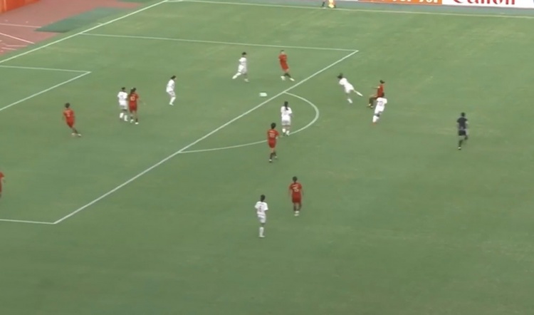 90分钟-中国女足0-0越南女足进加时 中国女足场面压制破门乏术