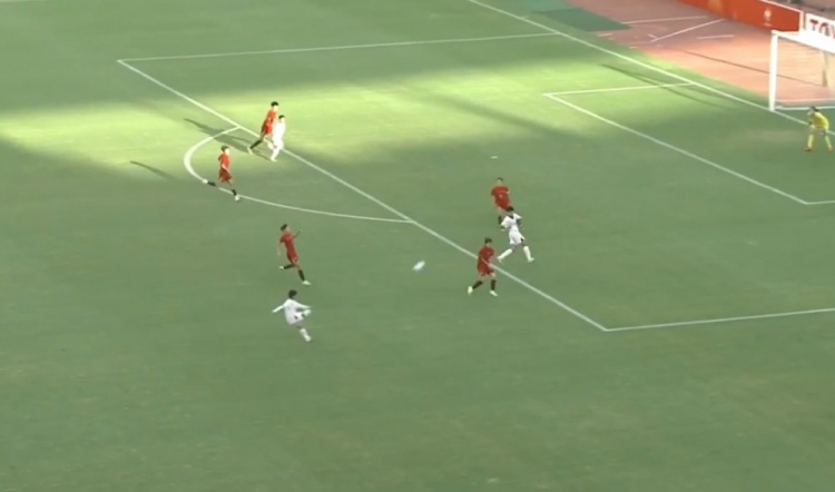 90分钟-中国女足0-0越南女足进加时 中国女足场面压制破门乏术